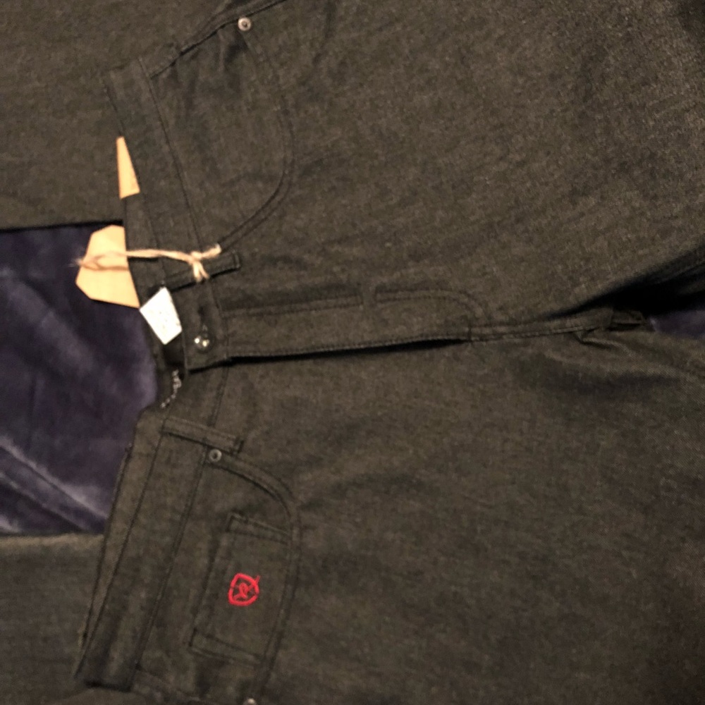 BUNDLE of 2 Men’s Jeans NWT!